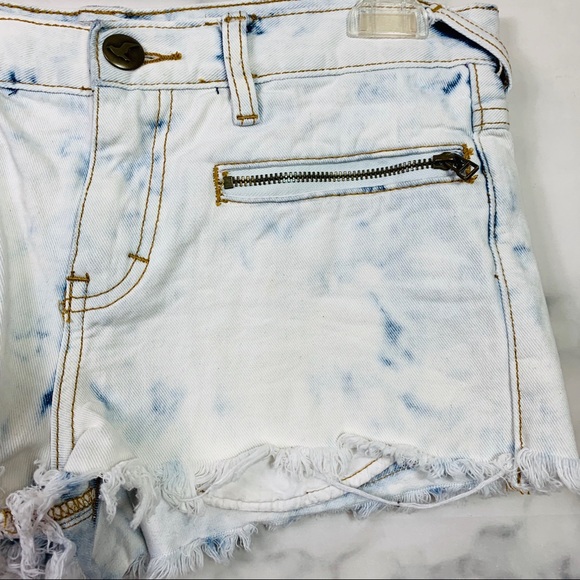 Free People Bleached Raw Hem Denim Shorts - Picture 2 of 7